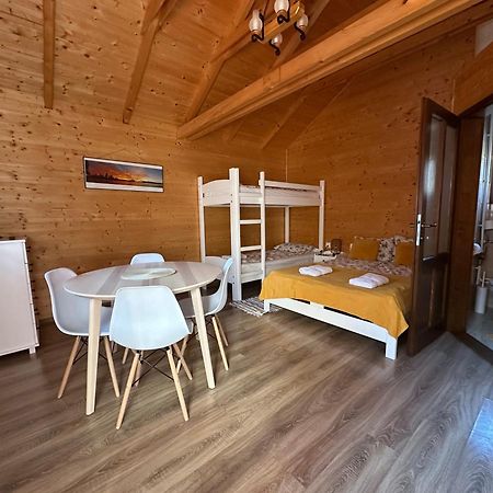 Riverside Woodhouses Praid Εξωτερικό φωτογραφία