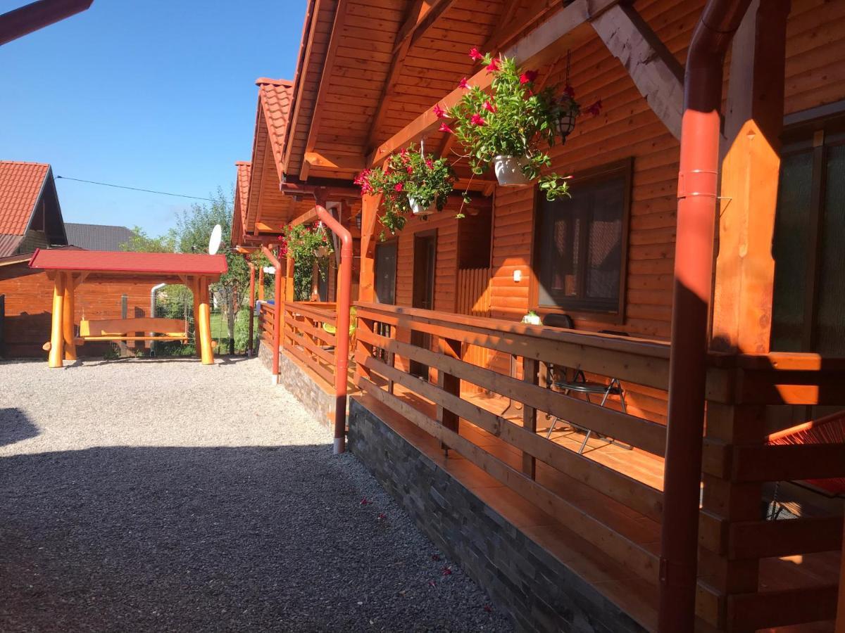 Riverside Woodhouses Praid Εξωτερικό φωτογραφία